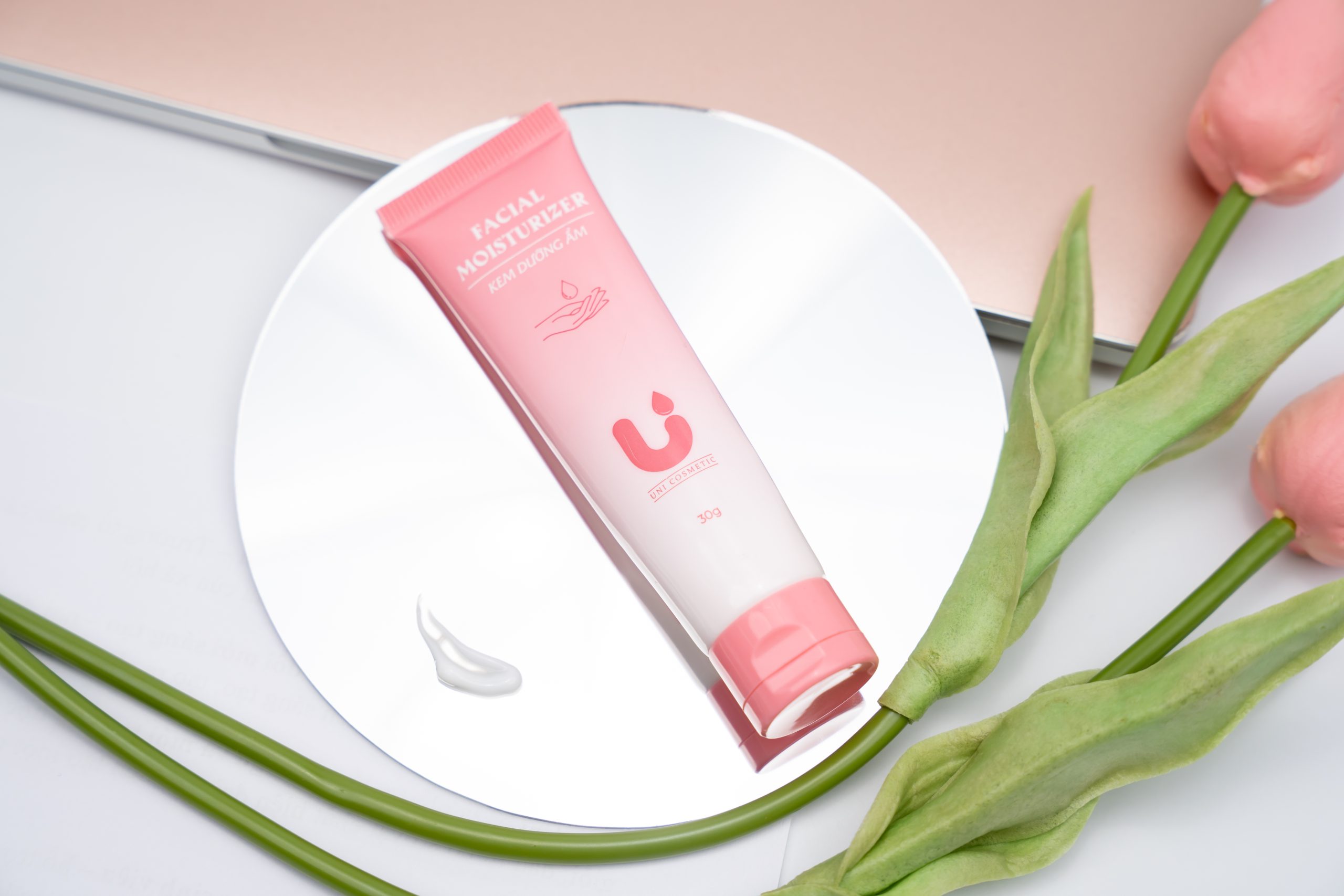 Dưỡng ẩm là bước quan trọng không thể bỏ qua